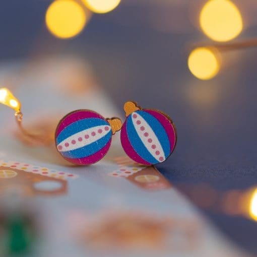 Cute vintage baubles - eco-friendly wooden stud earrings