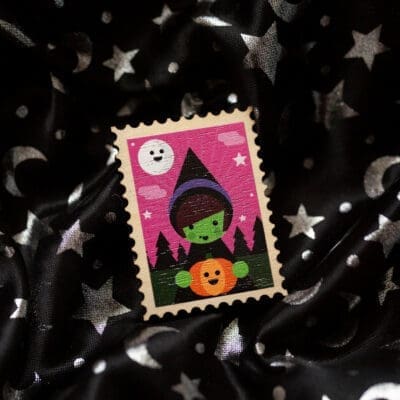 Eco-friendly wooden pin - cute Witch stamp